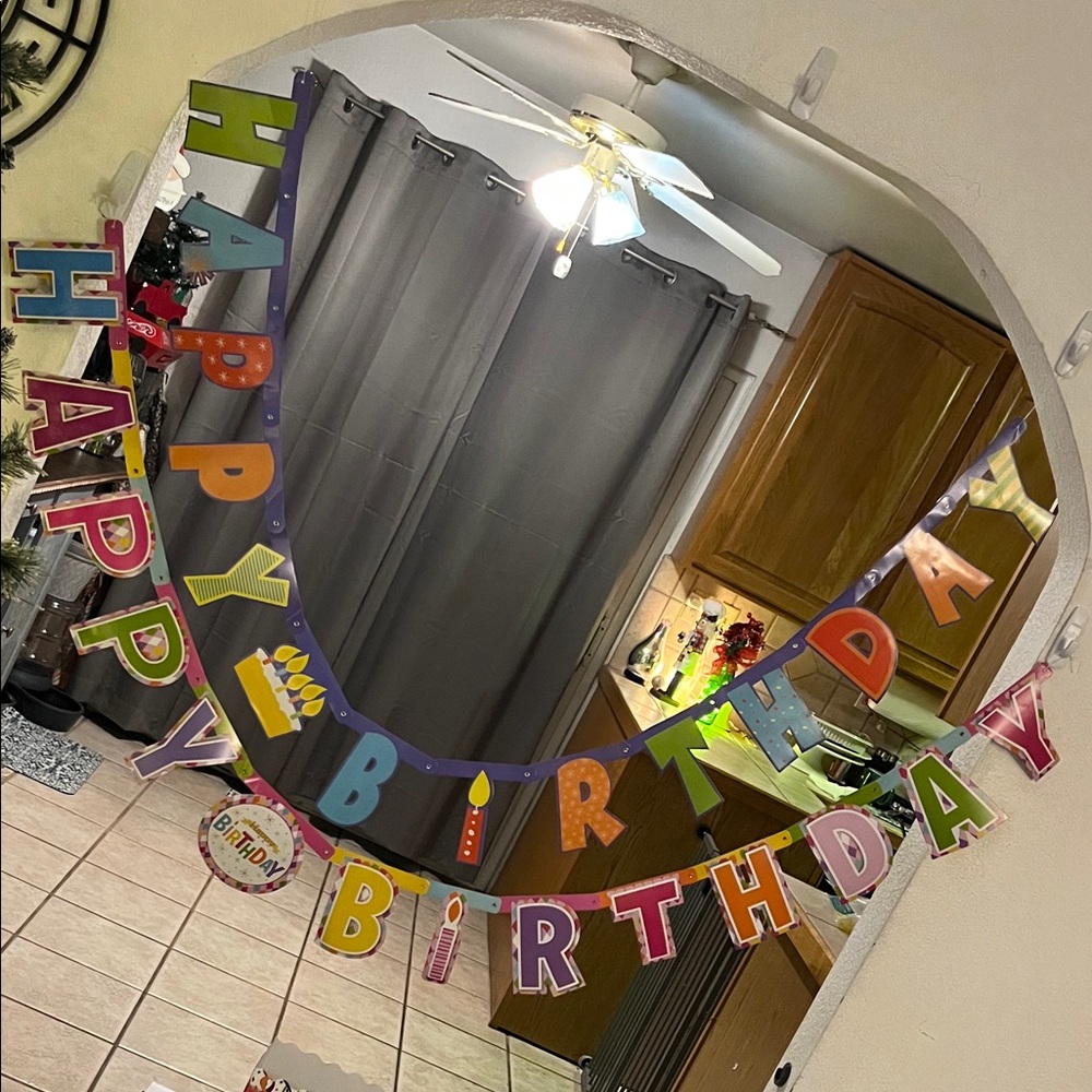 BIRTHDAY PARTY BUNDLE Decoration - Picture 2 of 16
